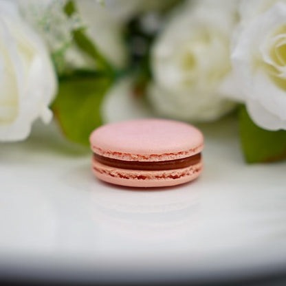 6ct Guava Macarons